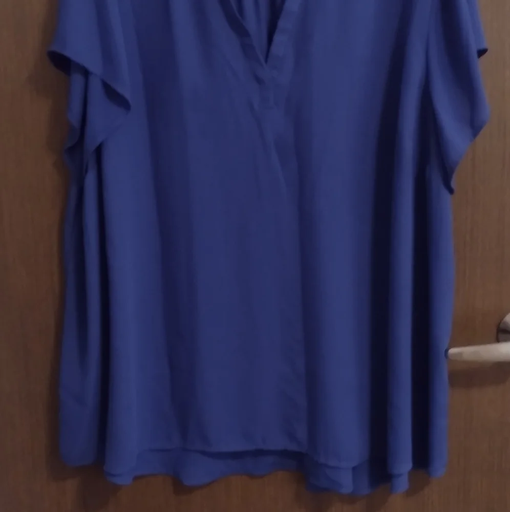 Torrid - Picture 2 of 4